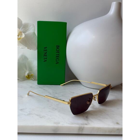 NEW Bottega Veneta BV1107S Gold Cat Eye Sunglasses main image 8